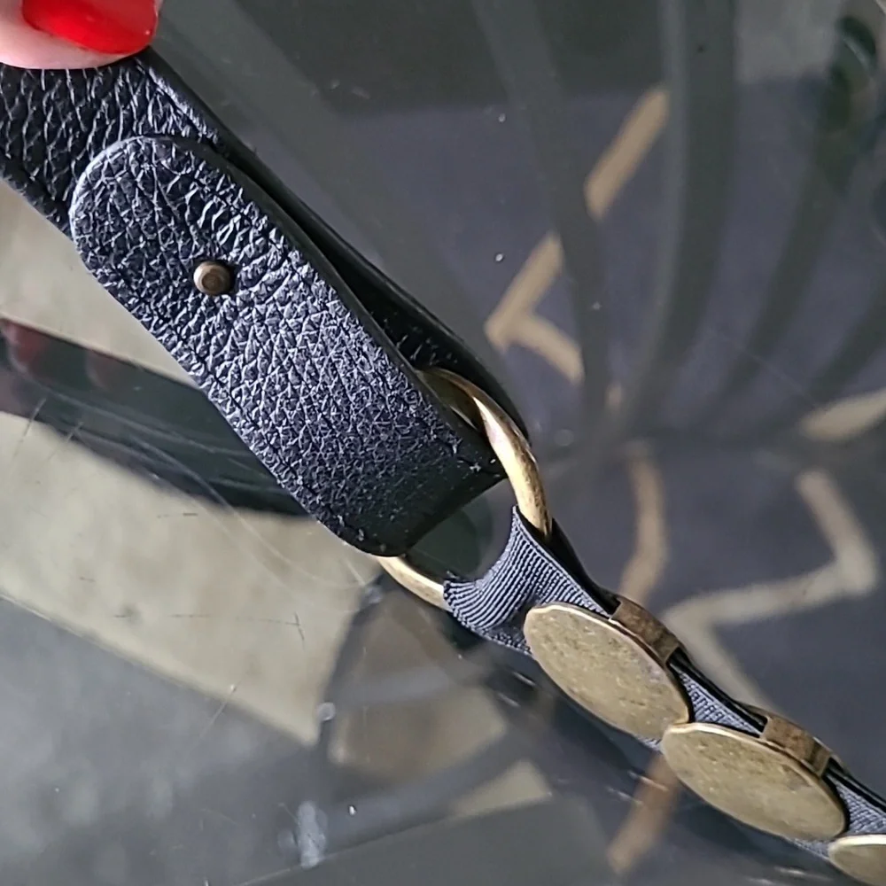 Black and Gold Women's Belt - Picture 4 of 9